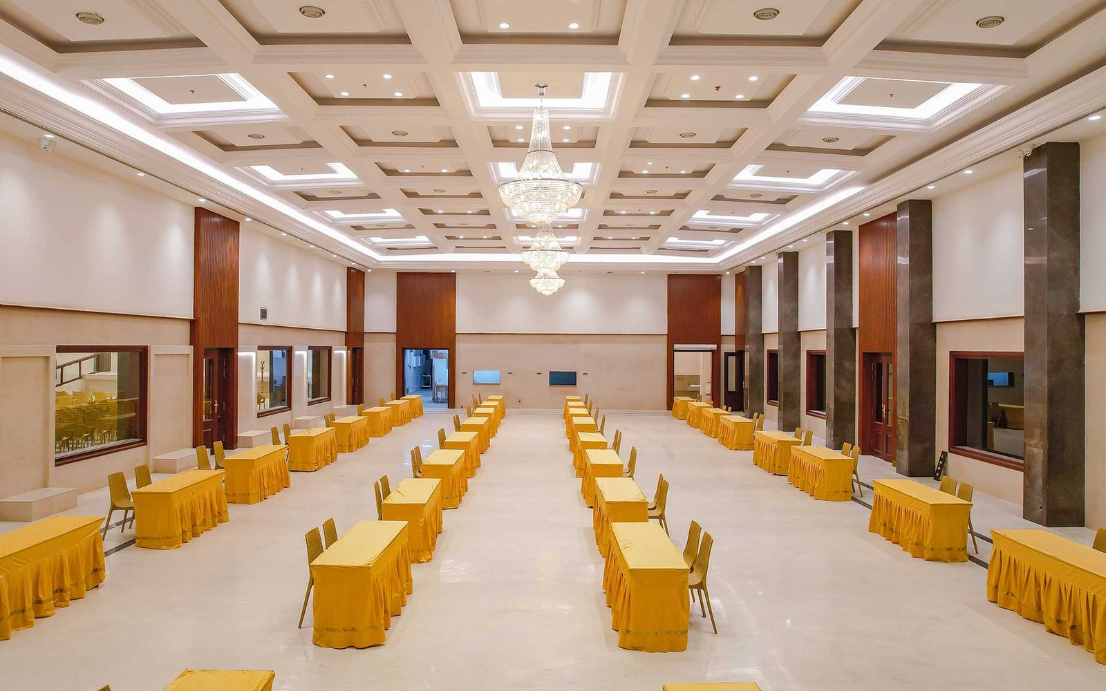  luxury wedding hall in ecr neelankarai chennai 